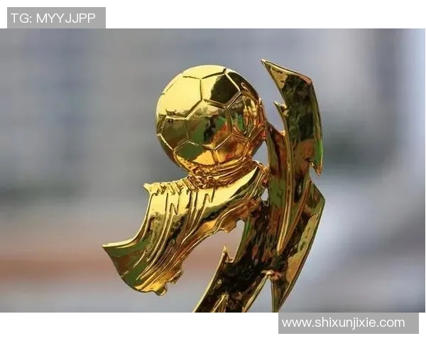 足球球星定制挂件：个性化礼品首选，彰显球迷激情与荣耀